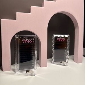 Cashmere Black Minks Eyelash Extensions